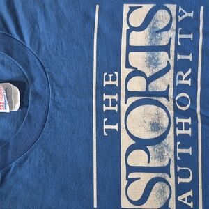 vtg 80s Single Stitch 2 sided T-Shirt L Vintage Sports Authority silkscreen Tee